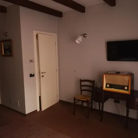 Trattoria Al Gallo Бран